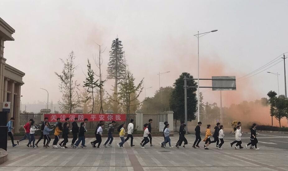 乐山医药科技学校成都校区招生老师QQ及电话