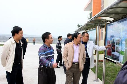 峨眉山市旅游学校招生老师QQ及电话