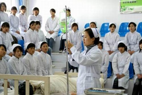 贵州男孩学护理专业好不好？专业简介