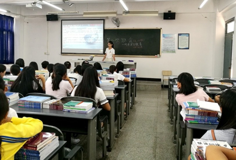遂宁市中等卫生职业学校学费是多少钱及收费标准