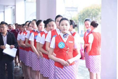贵阳市高铁学校奖学金如何？招生信息