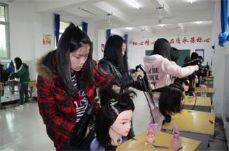 贵州省利美康光彩职业技工学校学校概况招生信息