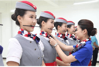 初中女孩子报读航空学校的条件怎么样