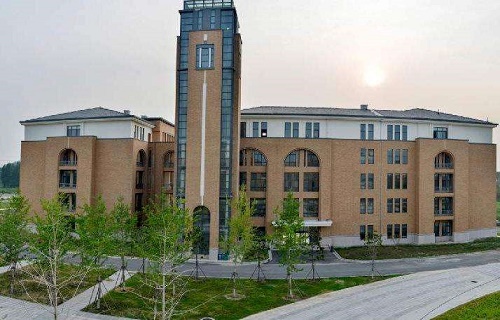 <b>濮阳市卫生学校</b>