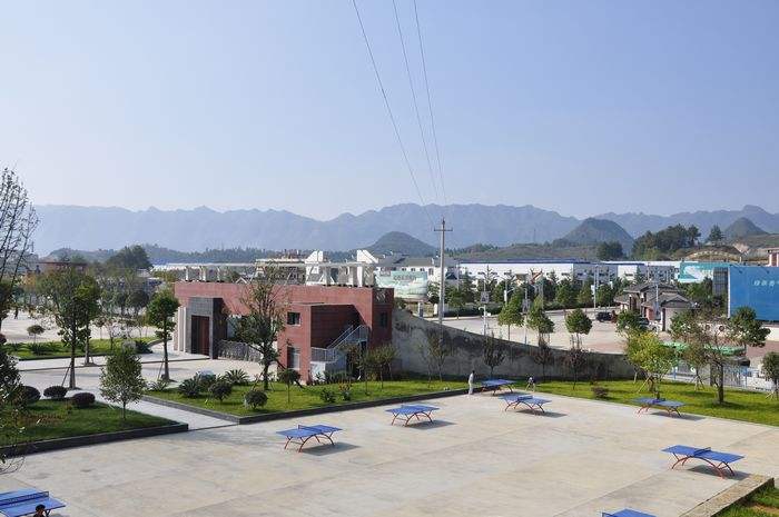 湄潭中等职业学校20
