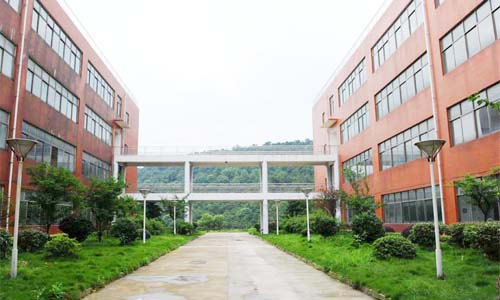 贵航高级技工学校20